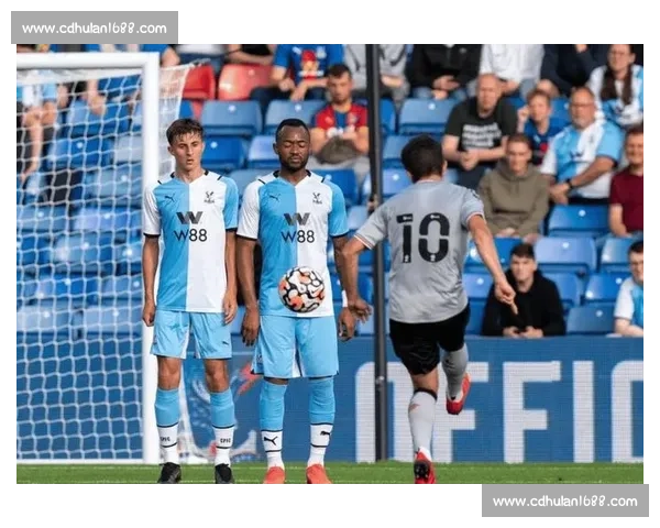 德文vs丹尼斯巅峰对决赛场策略实力与心理博弈全解析胜负走向预测